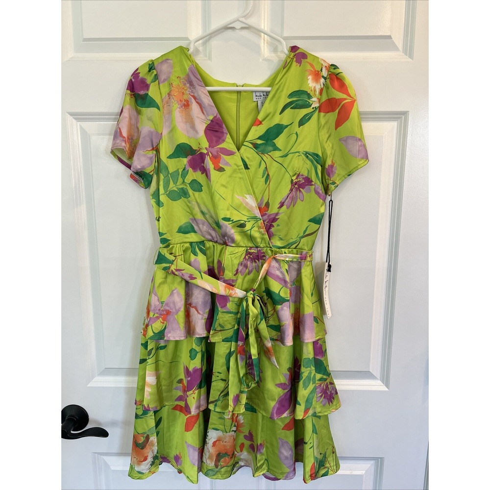 nicole miller dress Size Small Cocktail Dress New With Tags Floral Print Womens